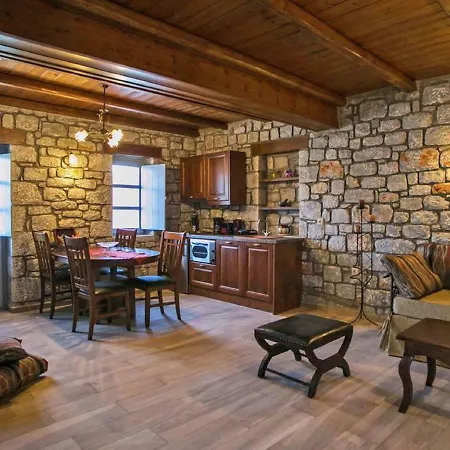 Superior Apartment *